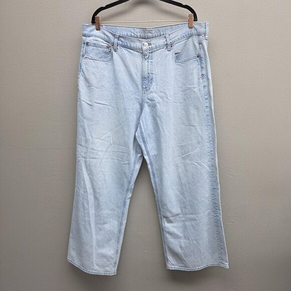 American Eagle Jeans Womens 20 Light Wash Blue 90s Wide Leg Plus Size Denim - Picture 1 of 16